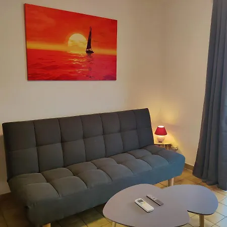 Apartment Cosy Proche Port, Plages Et Montagnes. *