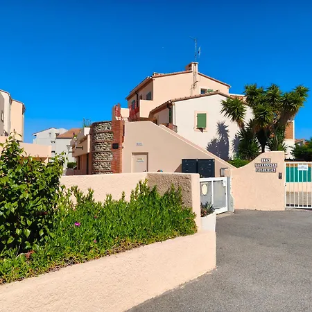 Cosy Proche Port, Plages Et Montagnes.